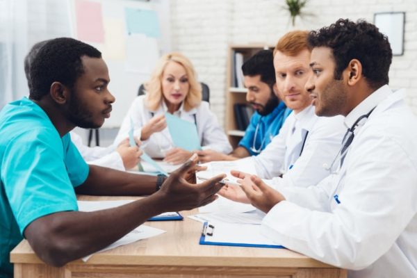 بزرگ کردن سینه