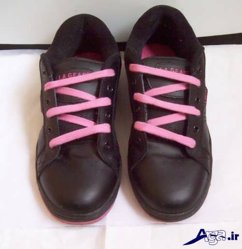 بستن بند کفش اسپرت مشکی