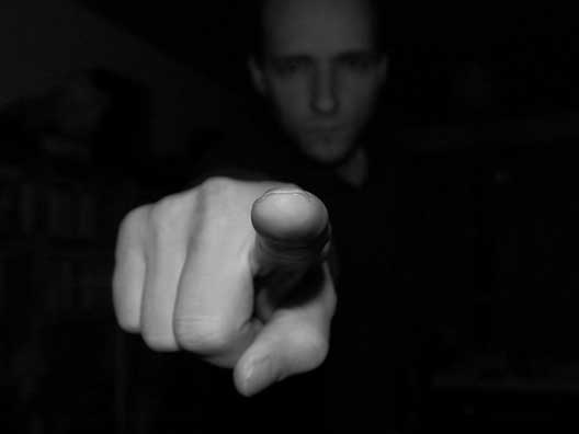 پیشنهادی که غرور مرد را خدشه ­دار می کند