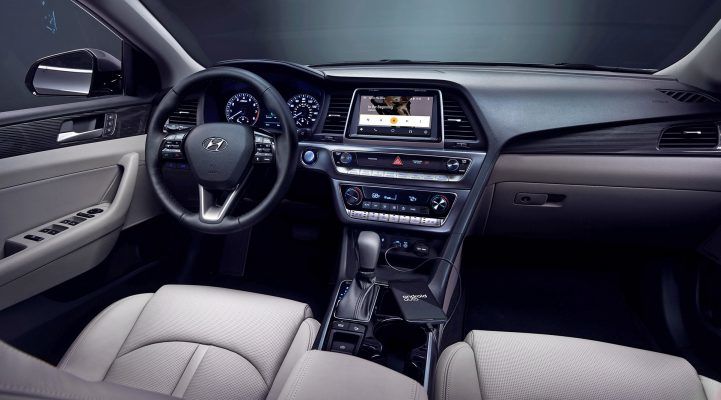 مقایسه هیوندای سوناتا هیبرید 2018 با تویوتا chr