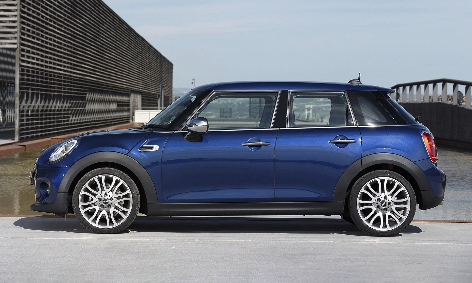 Mini cooper مینی پرشیا خودرو