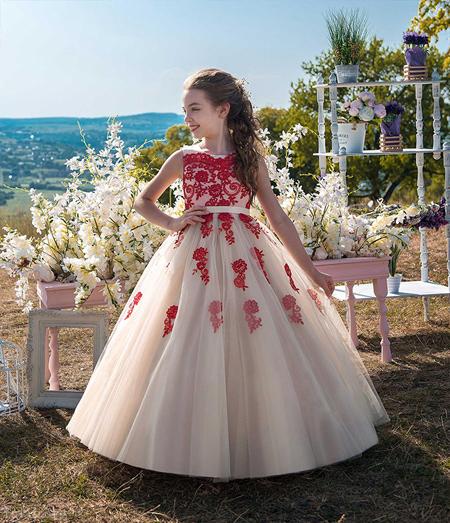 لاکچری ترین مدل لباس های دخترانه بلند و جذاب