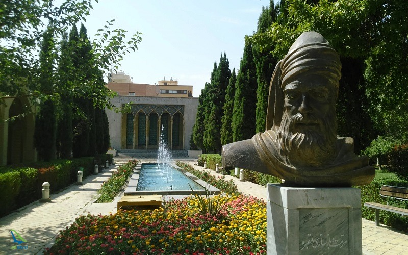 آرامگاه صائب تبریزی