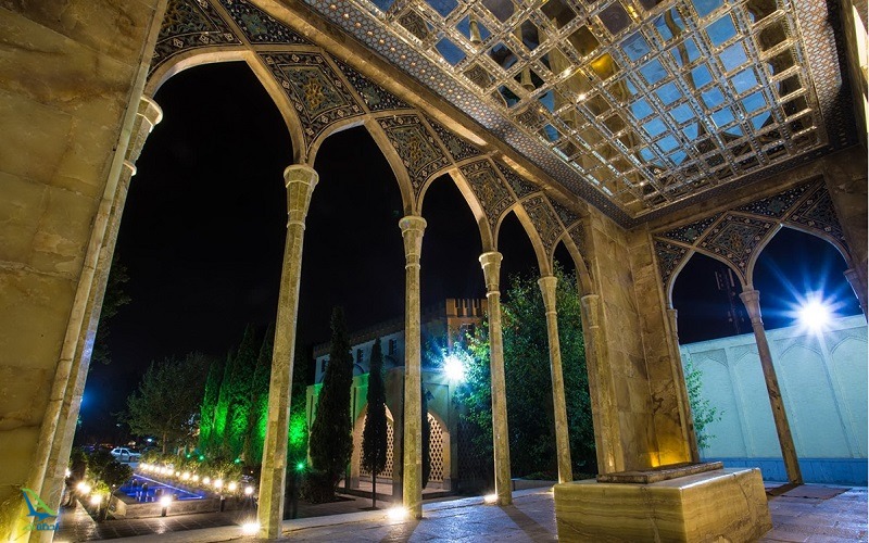 آرامگاه صائب تبریزی