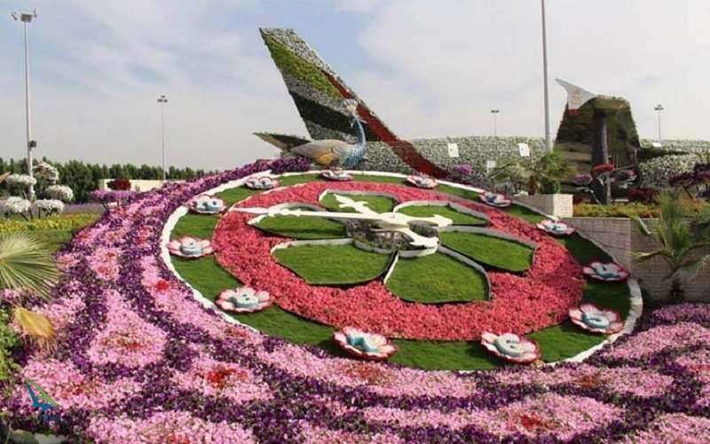 ساعت گلی باغ معجزه دبی