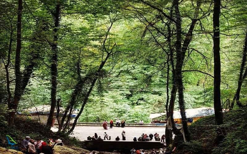 آبشار آب پری