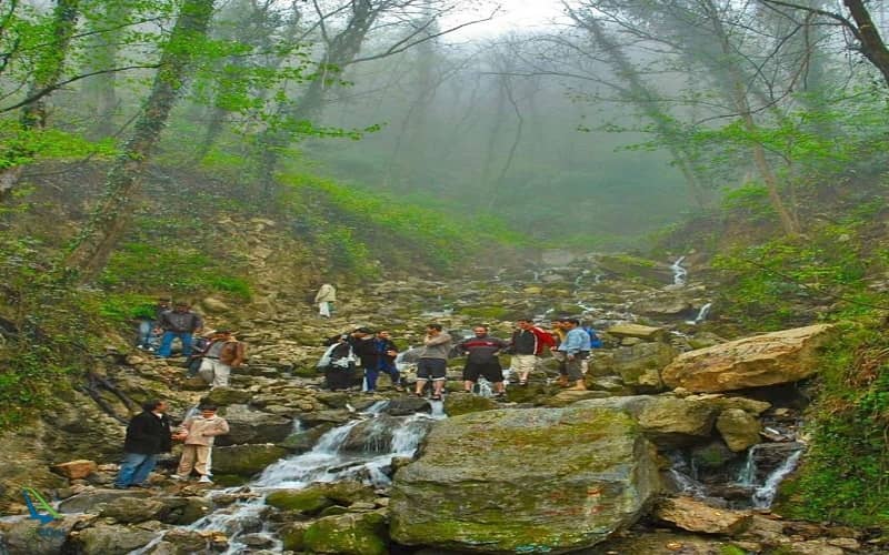 آبشار آب پری