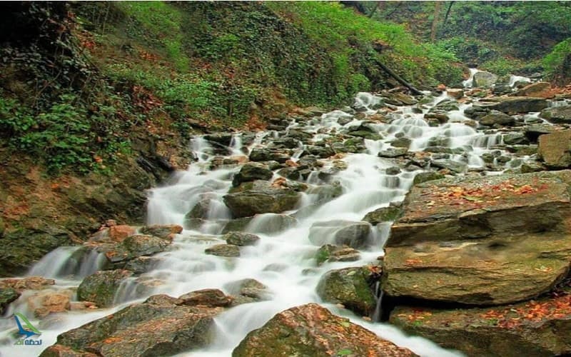 آبشار آب پری