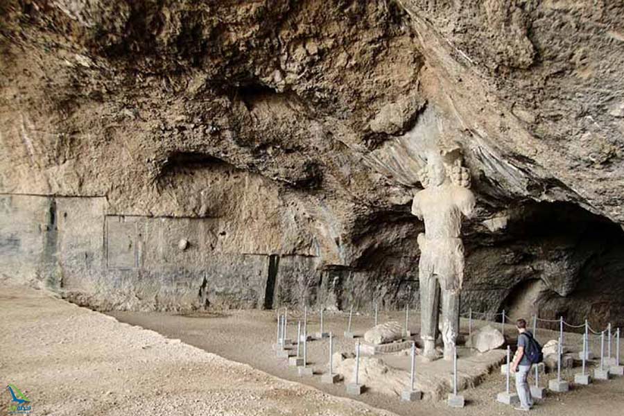 بازدید از غار شاپور