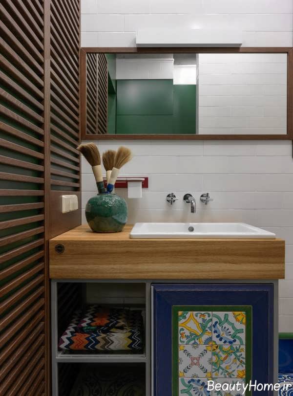 حمام با دکوراسیون رنگارنگ