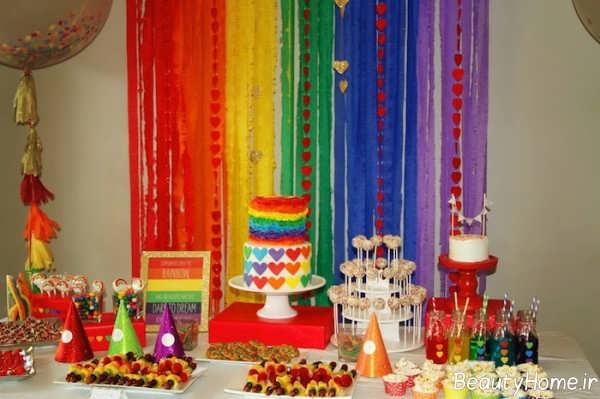 تم تولد کودکانه رنگین کمان 