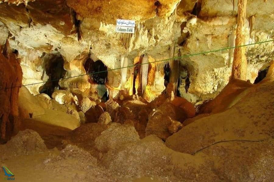 میدان ستون ها در غار علیصدر