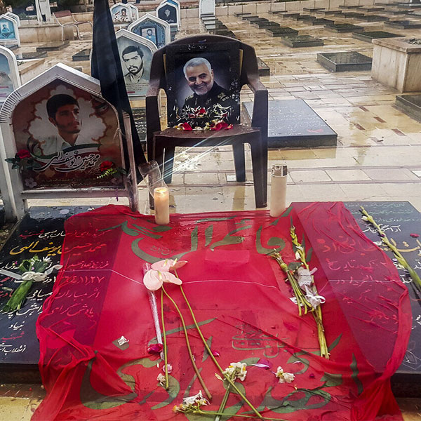 عکس محل دفن سردار سلیمانی در کرمان کجاست